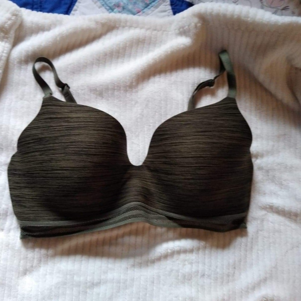 Victoria's secret bra